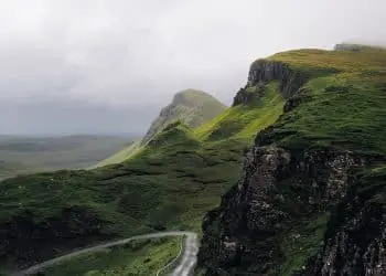 3 of The Most Beautiful Natural Spots in Ireland to Visit