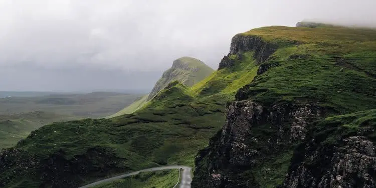 3 of The Most Beautiful Natural Spots in Ireland to Visit