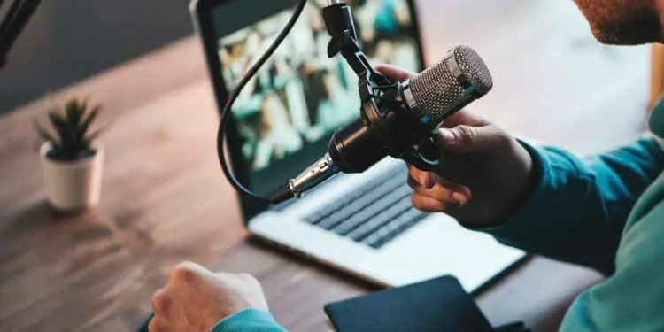 How To Start a Podcast – A Simple 3-Step Guide for Success