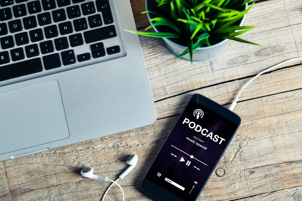 Image of podcast screen, how to start a podcast, pick your niche