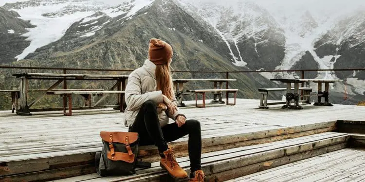 How to Survive Solo Travel in Winter: Your Ultimate Guide