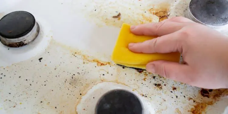Effortlessly Clean Your Gas Burners with Simple Household Ingredients: A Step-by-Step Guide