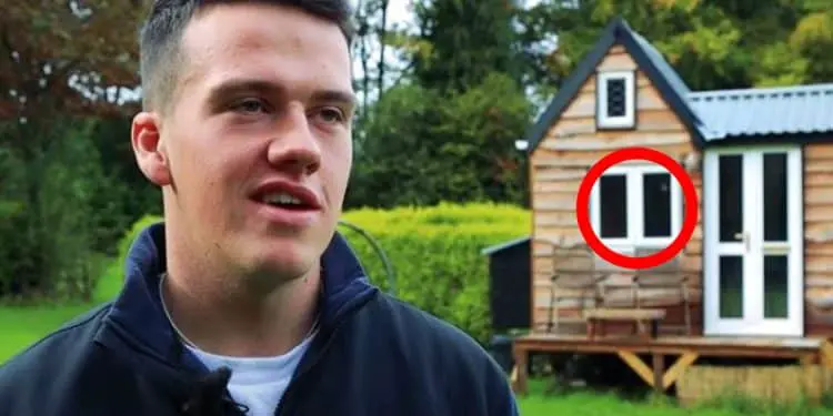 Man Builds Cottage – When He’s Being Interviewed, Something Unexpected Happens